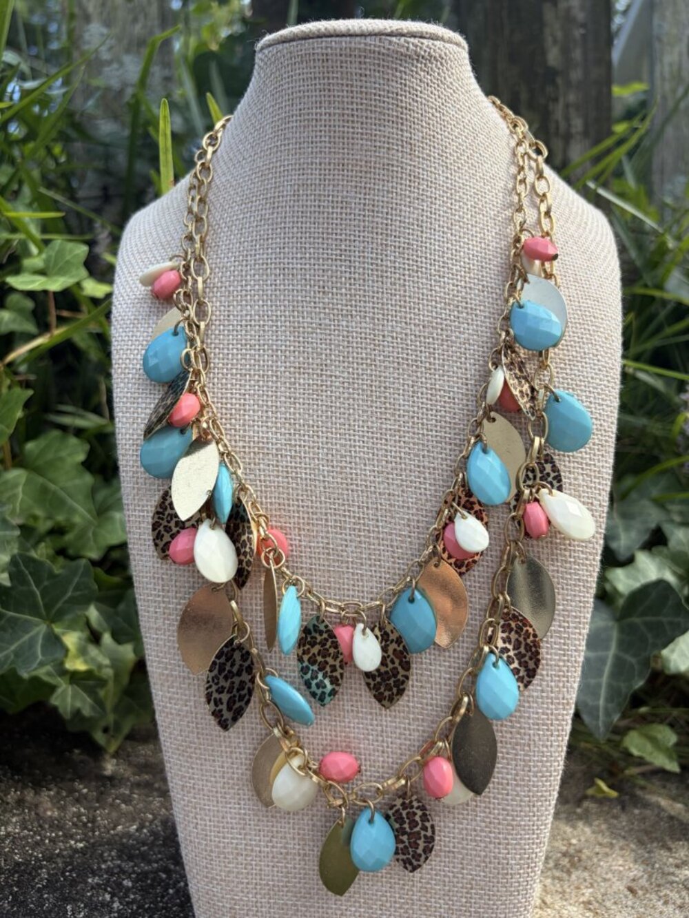Y2K Turquoise Pink Leopard Print Leaf Charm Layered Statement Necklace Gold 22"